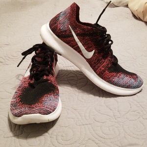 Womens Nike Free Run Flynit 2017